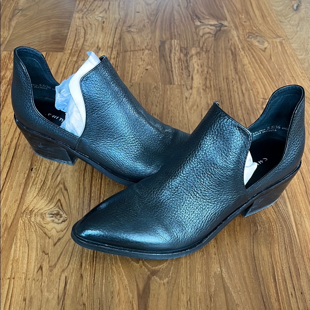 Chinese Laundry Black Leather Ankle Booties